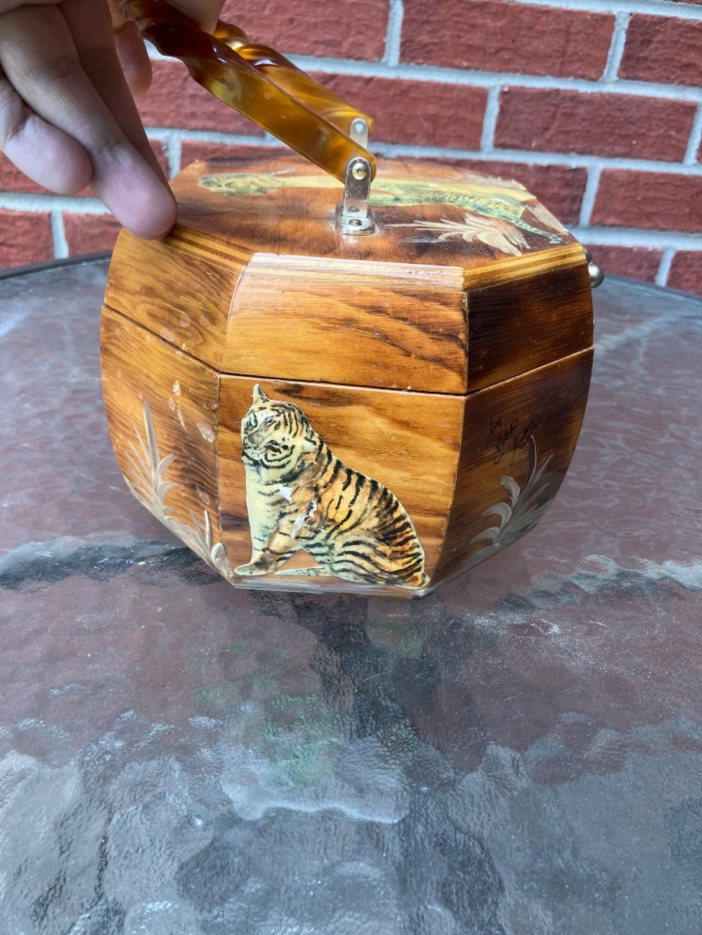Vtg Anton Pieck Octagon Purse w Lucite Handle MCM Wooden Decoupage Handbag Tiger - Picture 4 of 11